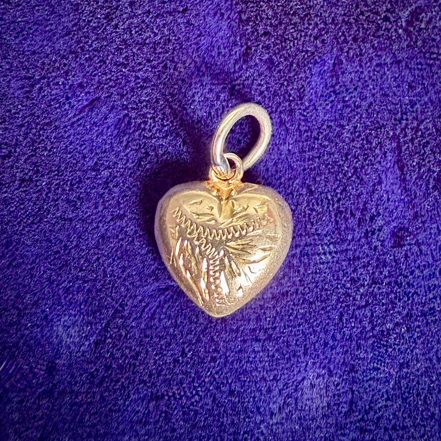 Vintage 9ct Gold Puffed Heart Charm