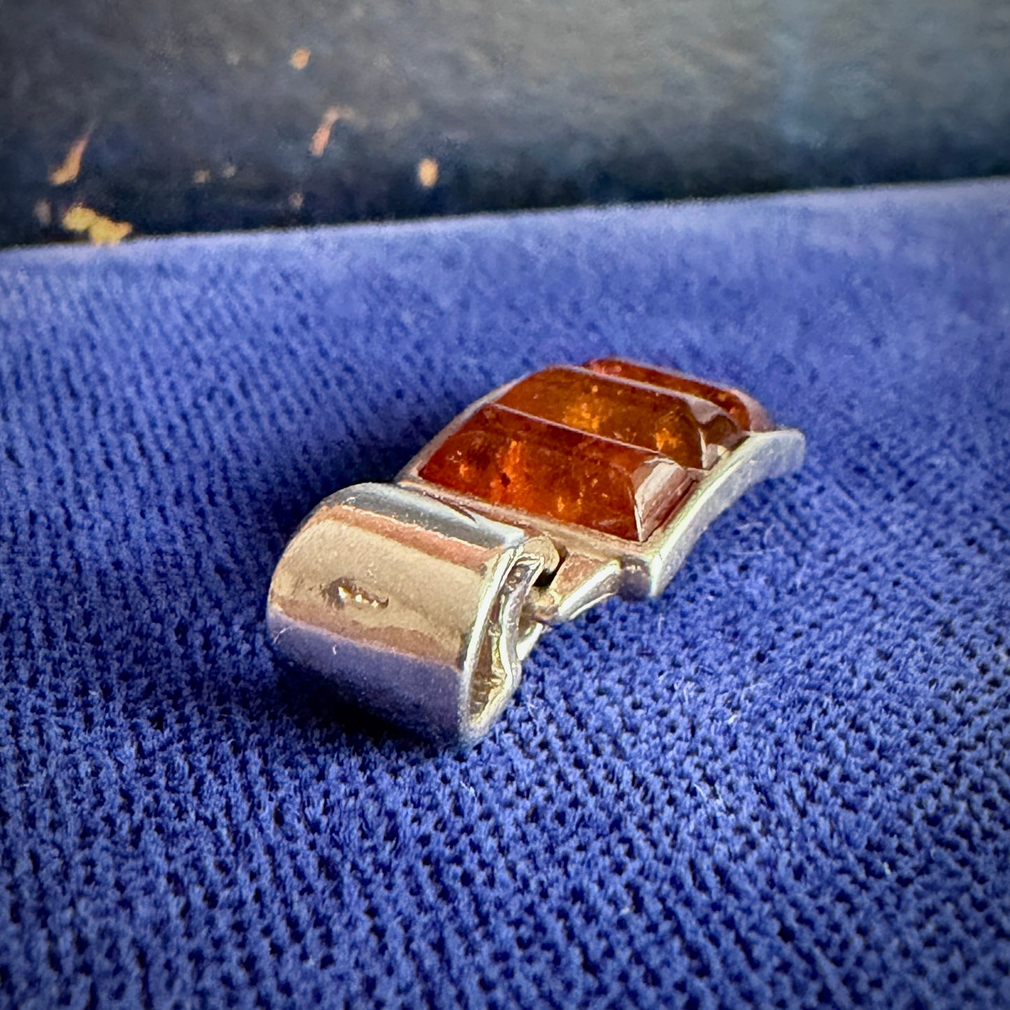 Three Stone Amber Rectangular Bar Style Pendant