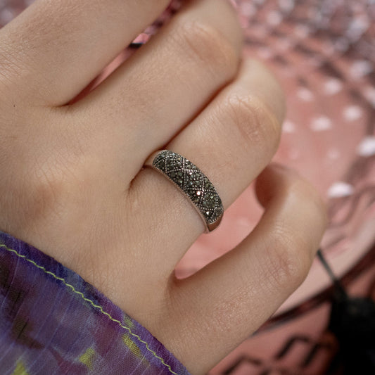 How to Clean Vintage Jewellery at Home