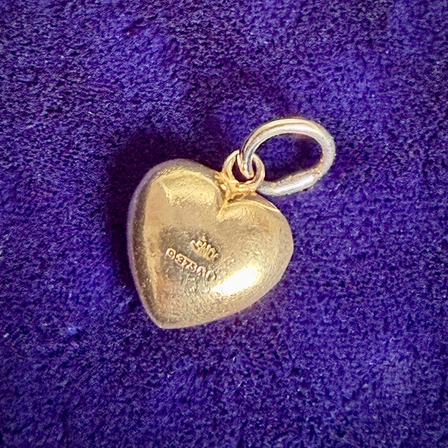 Vintage 9ct Gold Puffed Heart Charm