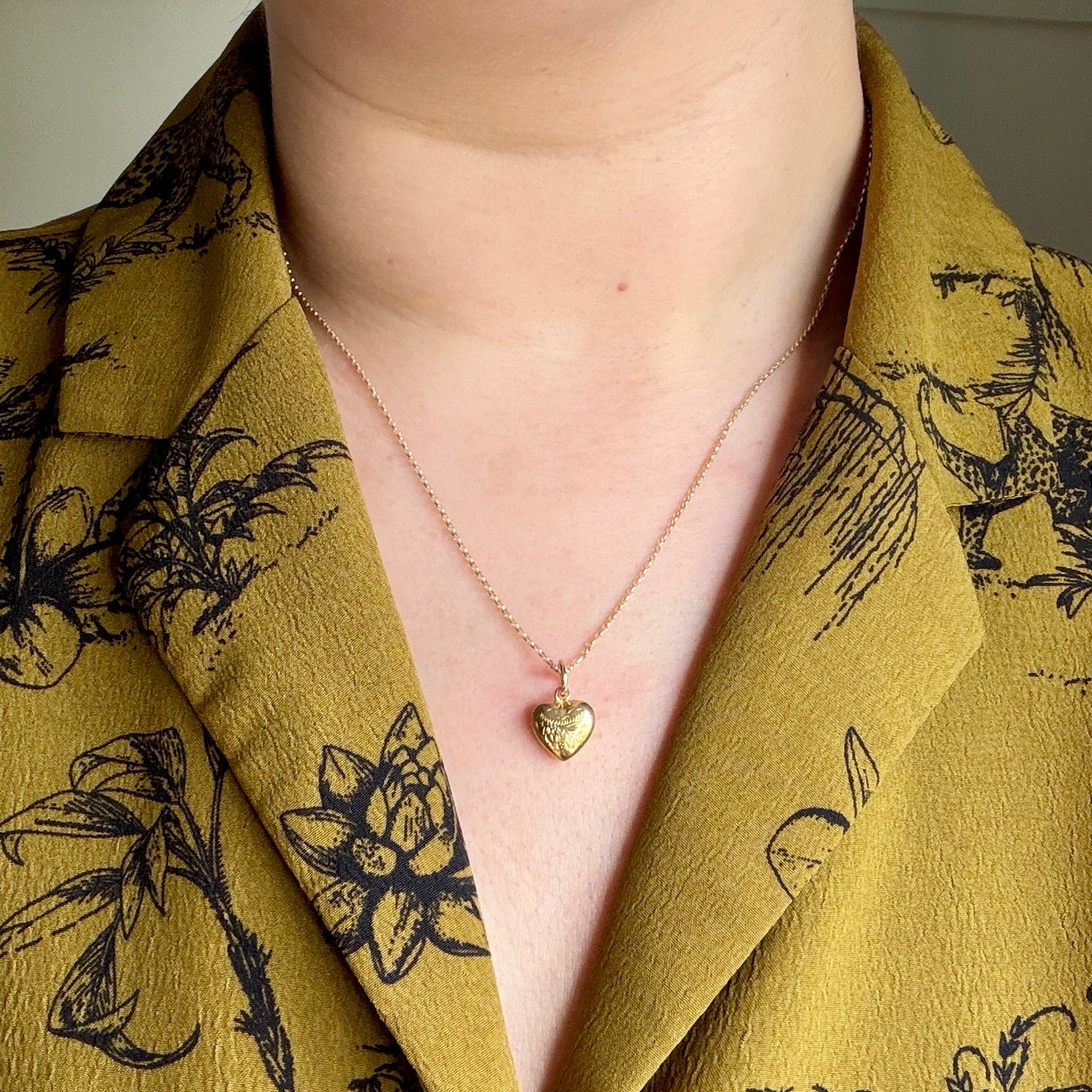 Vintage 9ct Gold Puffed Heart Charm