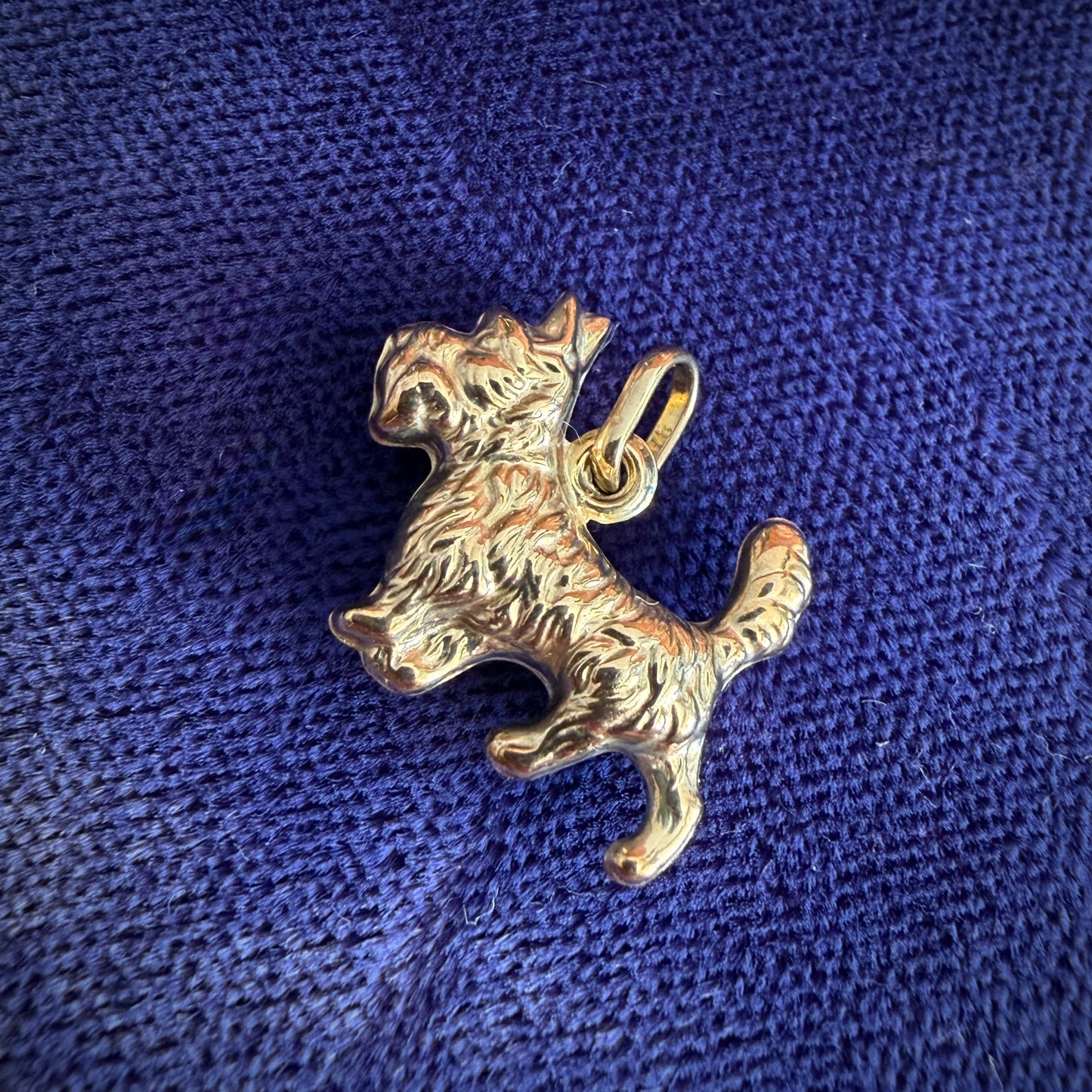 Vintage 9ct Gold Terrier Dog Charm