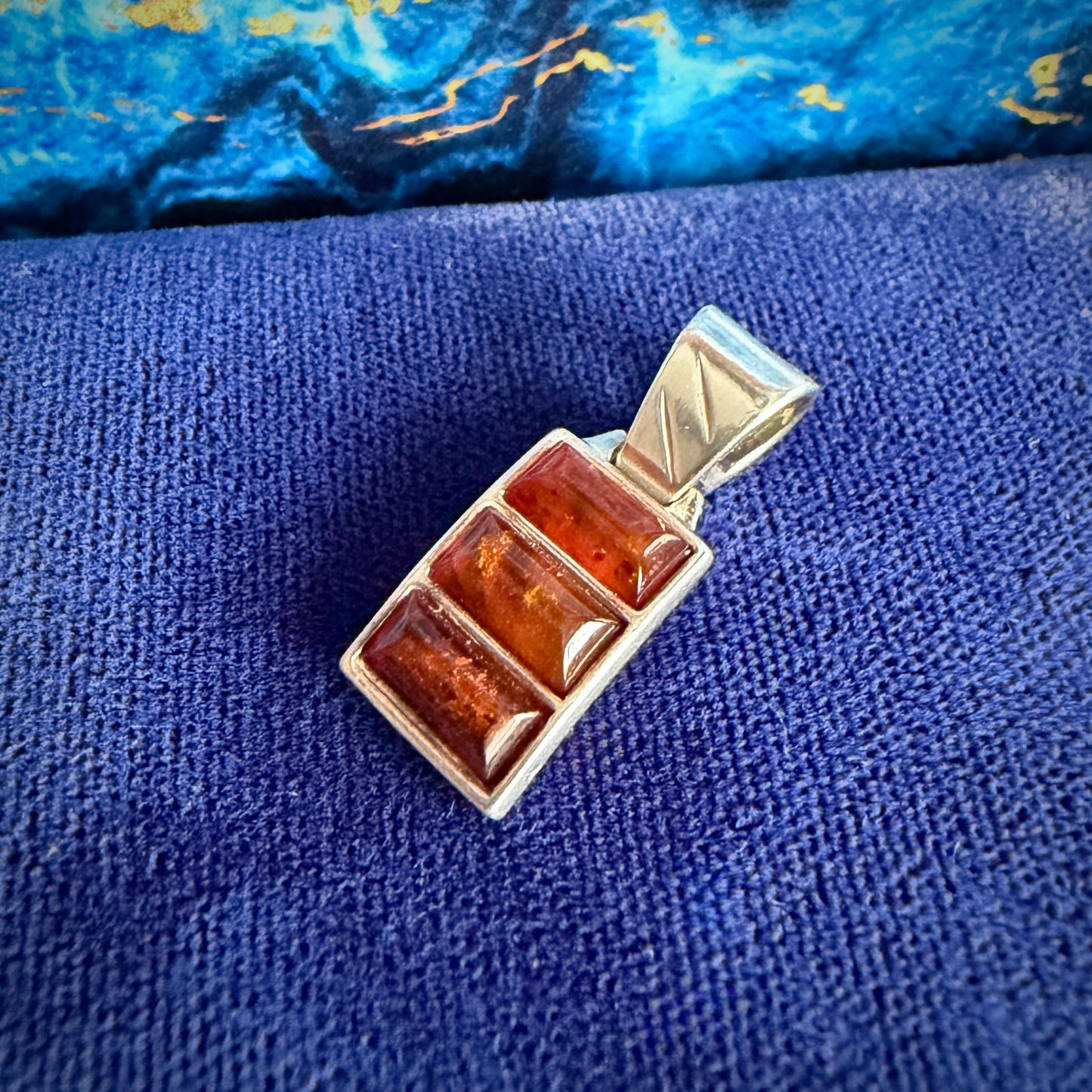 Three Stone Amber Rectangular Bar Style Pendant