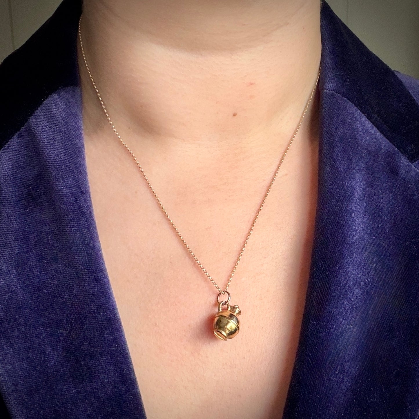 Vintage 9ct Gold Hollow Jug Charm