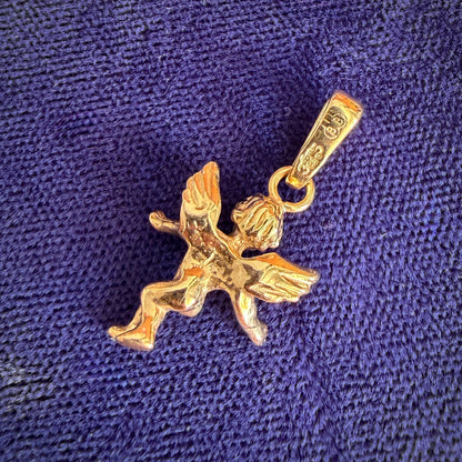 Vintage 9ct Gold Winged Cherub Charm