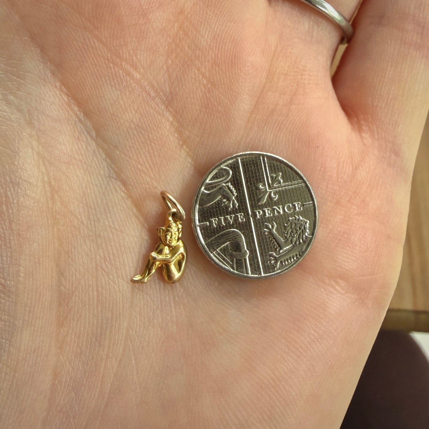 Vintage 9ct Gold Dainty Pixie Charm