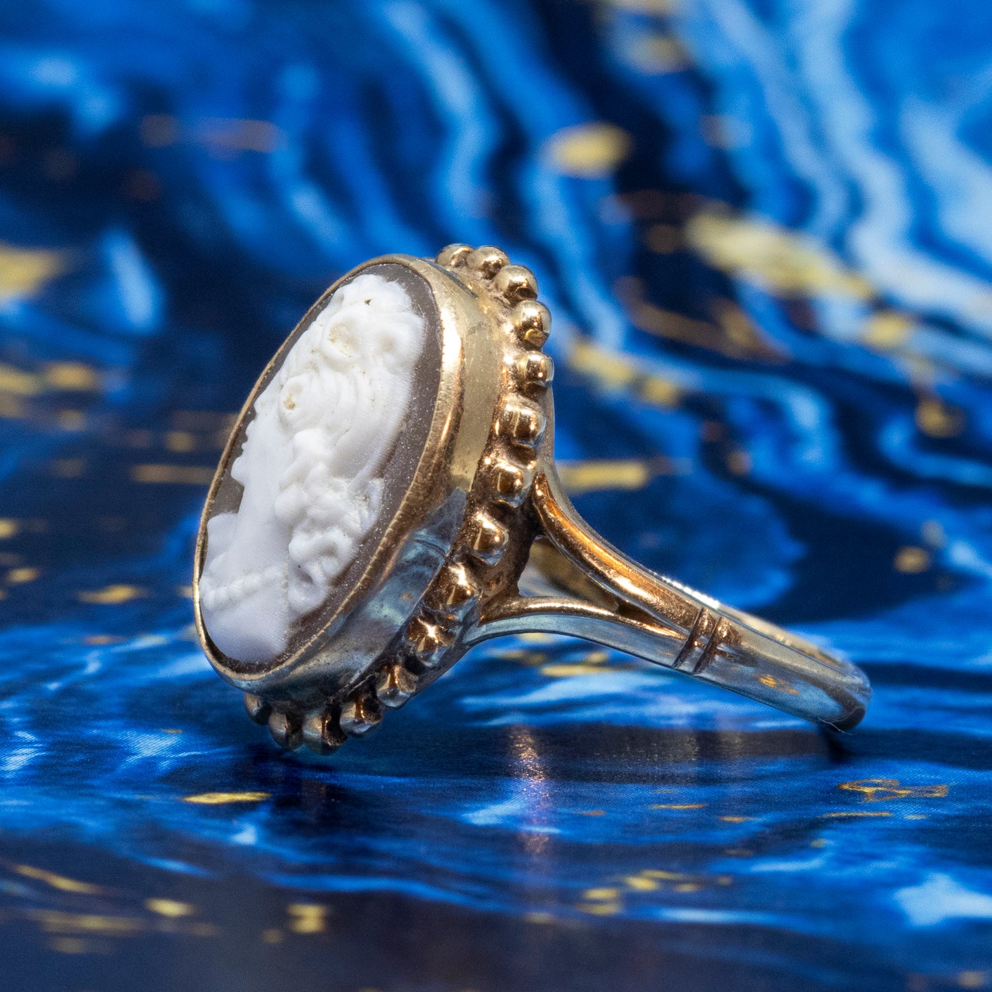 Vintage 9ct Gold Oval Carved Cameo Ring