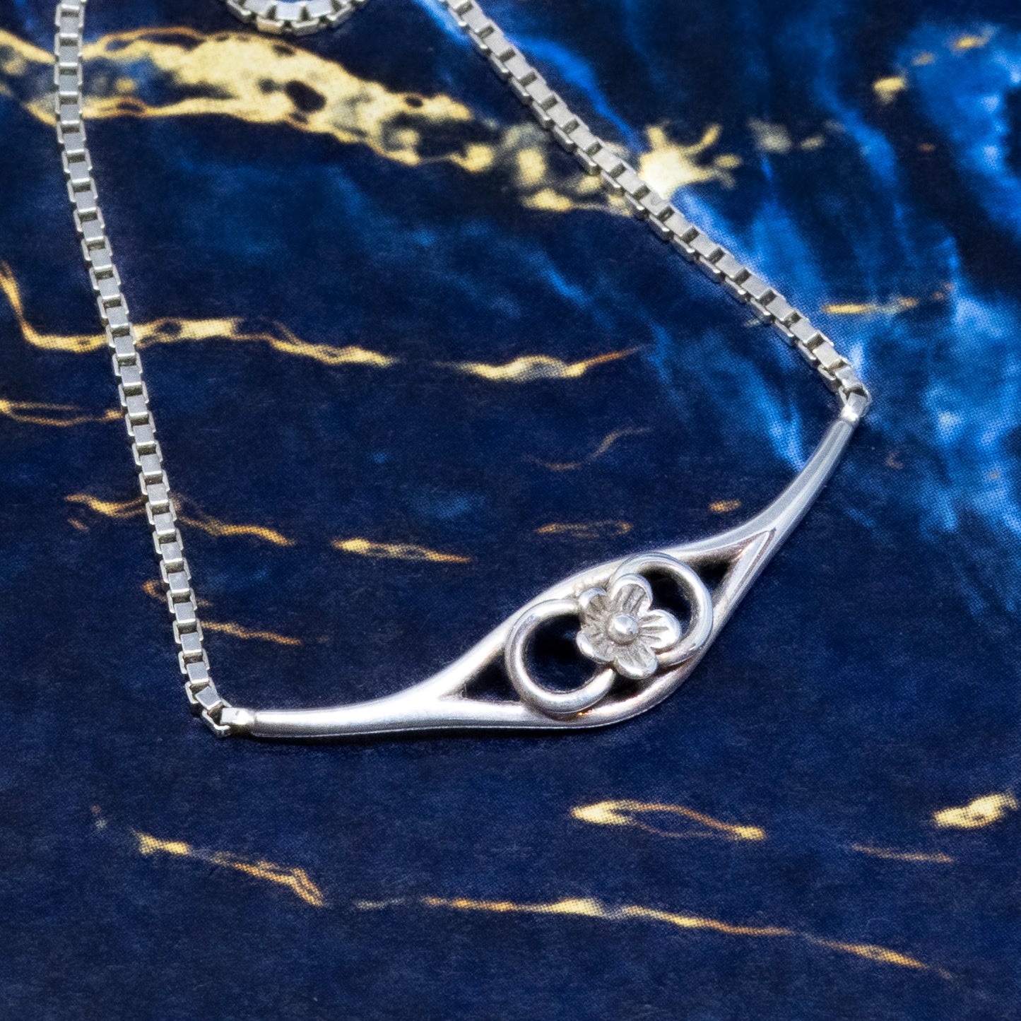 German Vintage Style Floral Openwork Collar Necklace