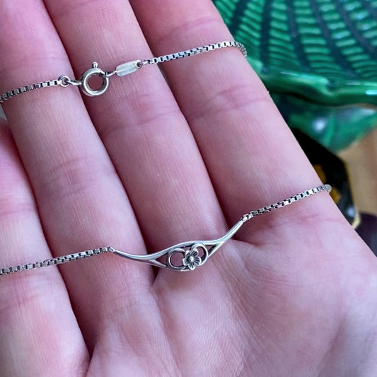 German Vintage Style Floral Openwork Collar Necklace